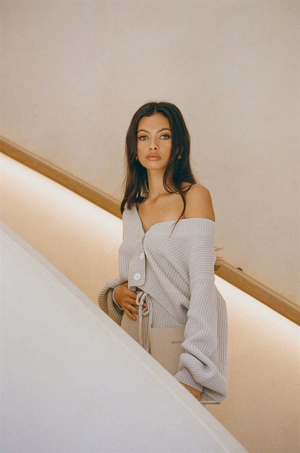 Zenith Top - Grey 2 Zenith Top - Grey - Image 2