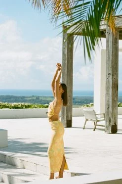 Dalton Scarf Top 12 Dalton Scarf Top -Deals Sabo Skirt Store 26a2862e c356 4a87 a9bd df4d4436cc8e