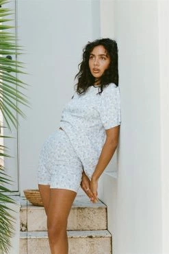 Barros Bike Shorts - Floral 8 Barros Bike Shorts - Floral -Deals Sabo Skirt Store 27b7fca3 54b8 4731 bd2c 2cd43510309e