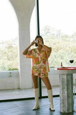 Lennon Shorts 6 Lennon Shorts -Deals Sabo Skirt Store 49d8ac75 2639 4fe0 85f5 c2df1277250f