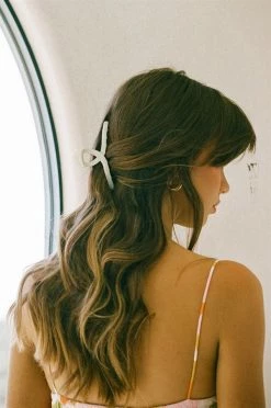 Twist Claw Clip 8 Twist Claw Clip -Deals Sabo Skirt Store c9b706b5 6e90 421e b9c1 cd6dd35247c1