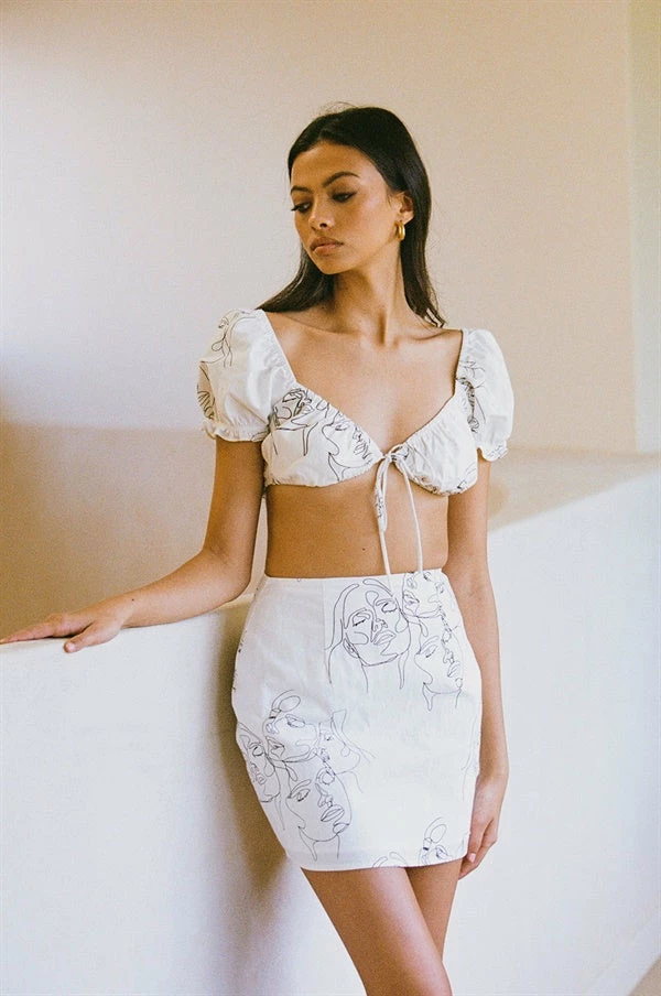 Bandera Skirt - Silhouette 3 Bandera Skirt - Silhouette - Image 3